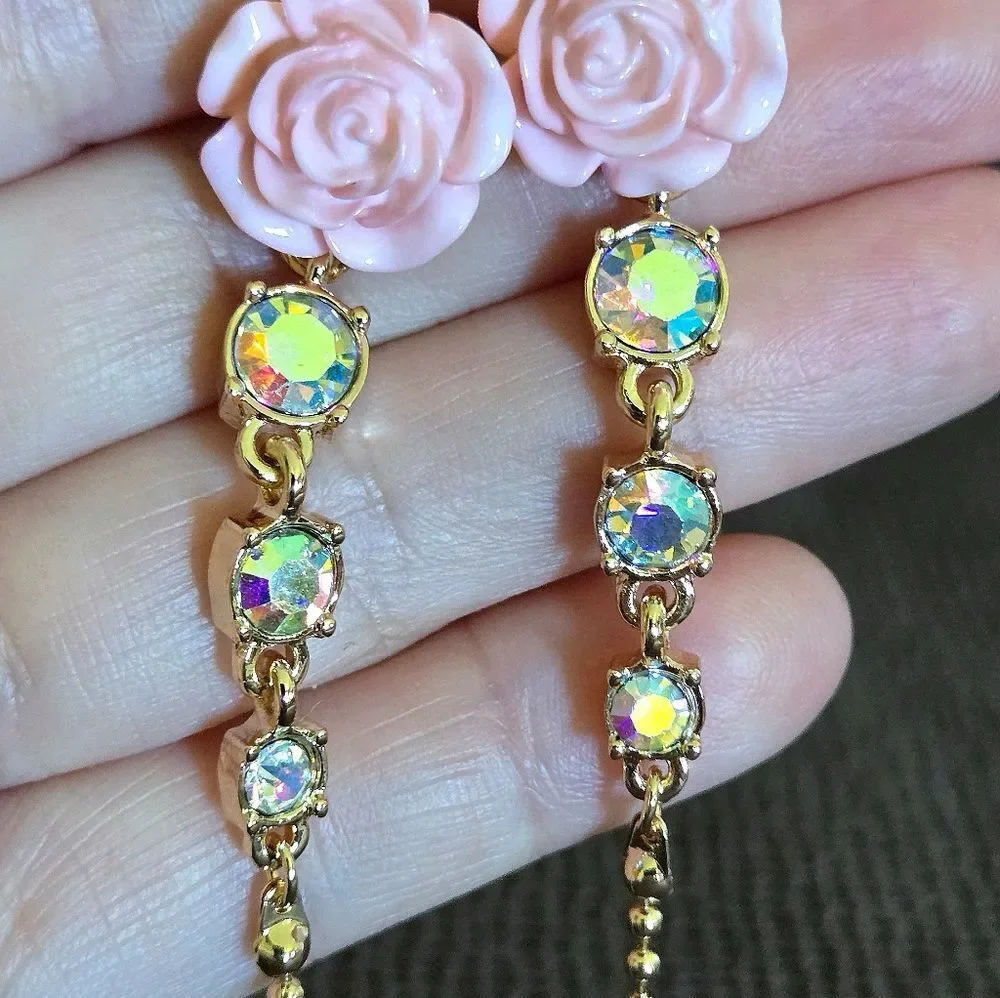 Guess❓️ Pink🩷 Rose🌹 Dangle Earrings